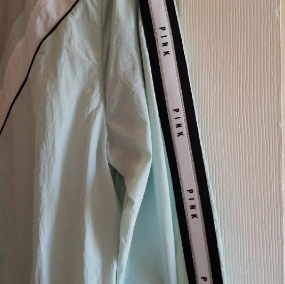 SOLD! PINK Perfect Full Zip Anorak - Picture 4 of 6